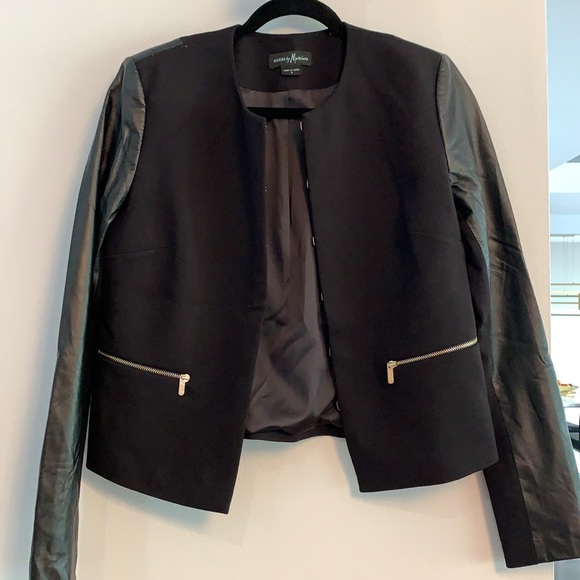 Black blazer - Picture 1 of 4